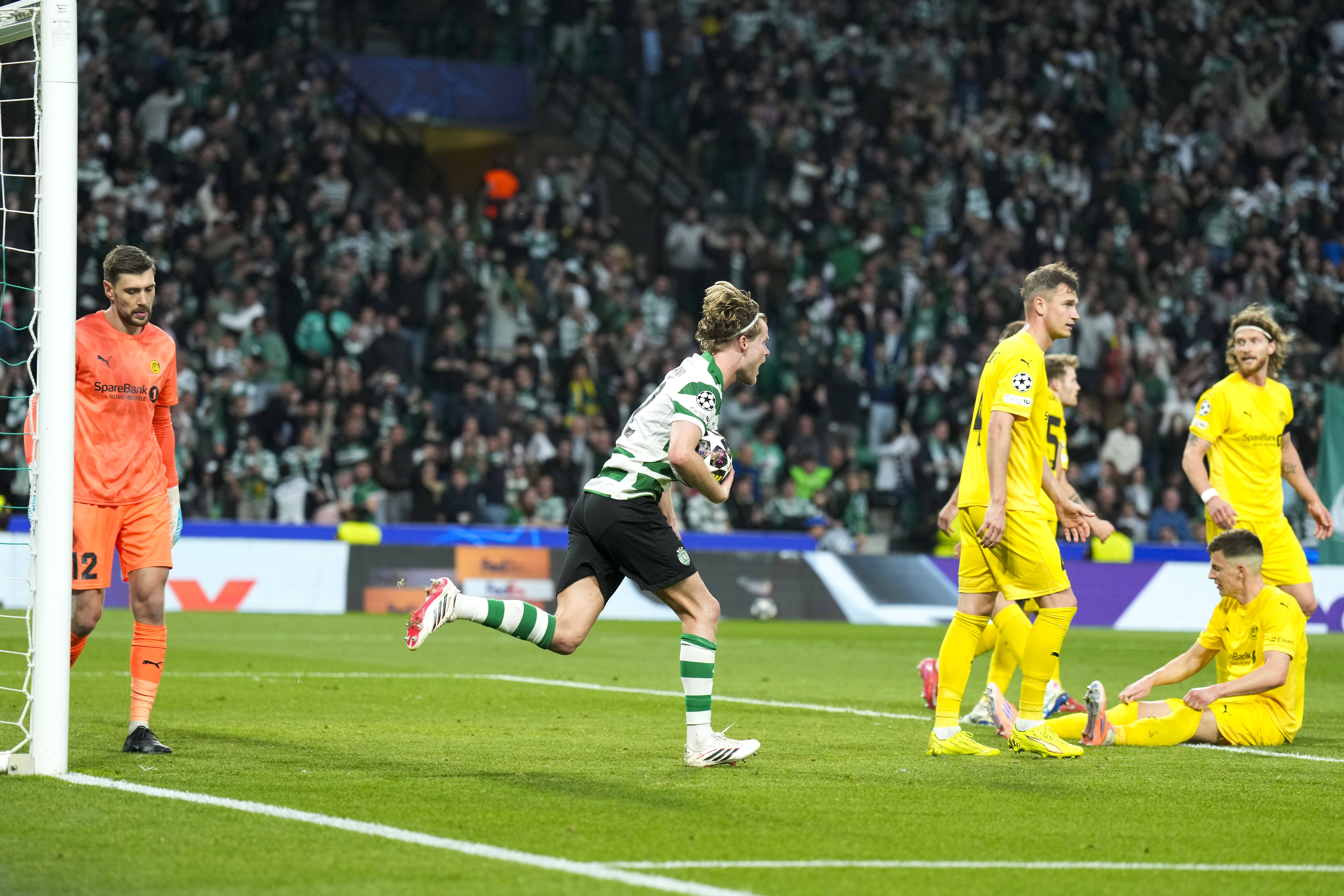 Hjulmand festeja golo inaugural do Sporting frente ao Bodo/Glimt