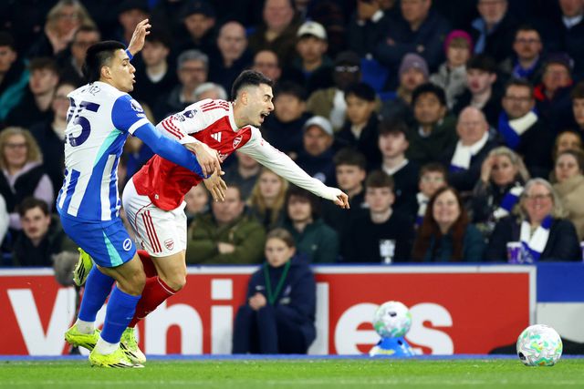 'Gunners' bateram o Brighton fora de portas (1-0) na ronda 29 da Premier League