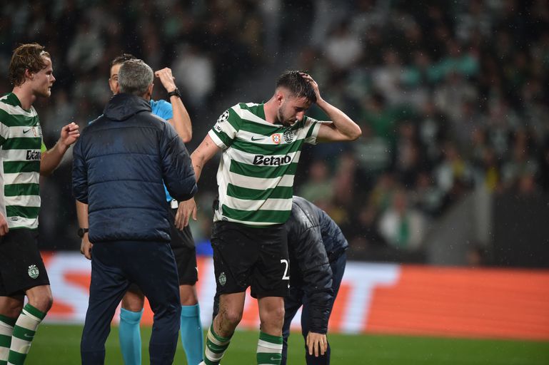 Gonçalo Inácio muito queixoso - Foto: Miguel Nunes