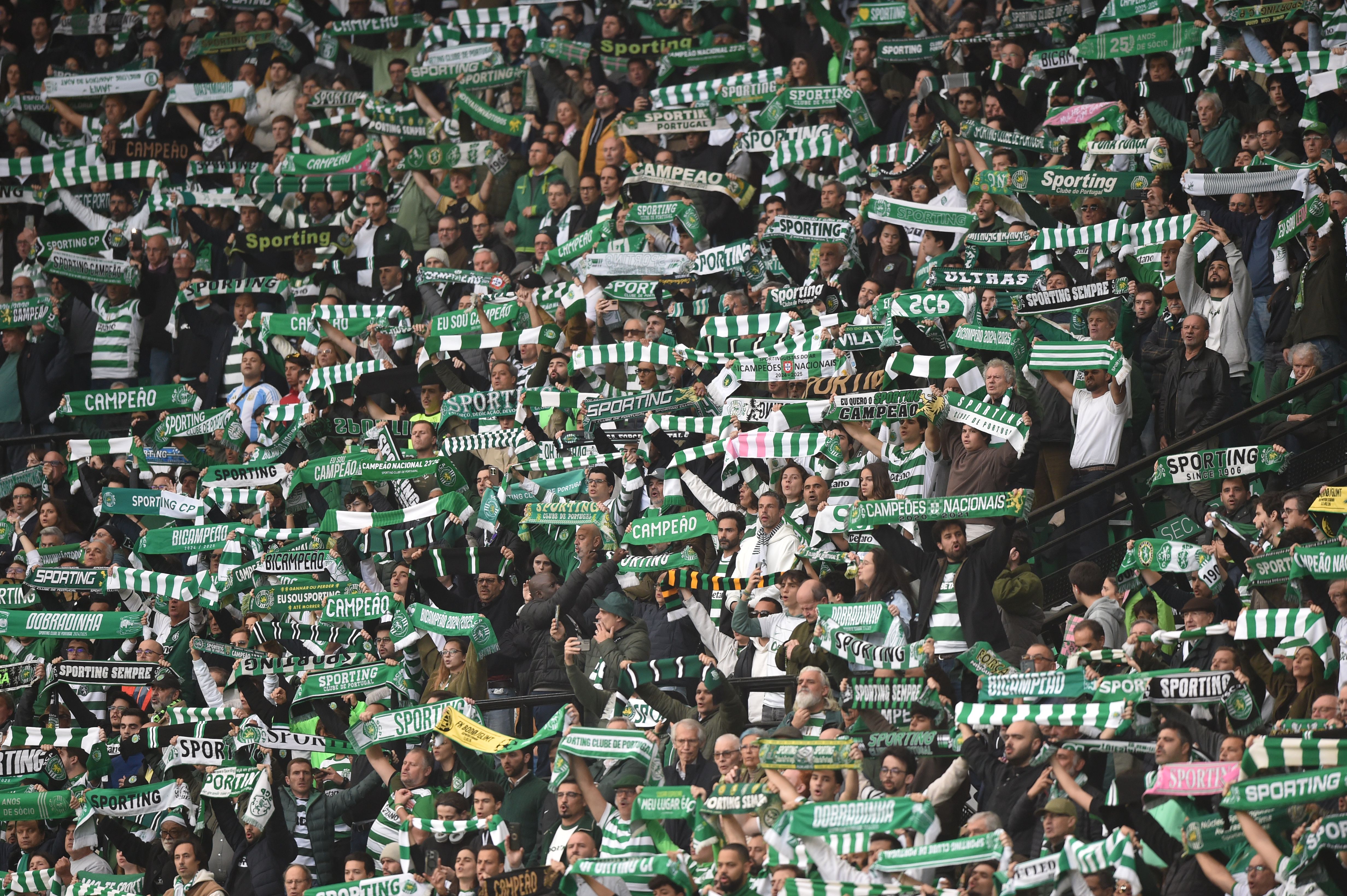 Adeptos do Sporting em Alvalade - Foto: Miguel Nunes