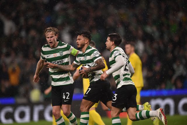 Suárez festeja o terceiro golo do Sporting frente ao Bodo - Foto: Miguel Nunes
