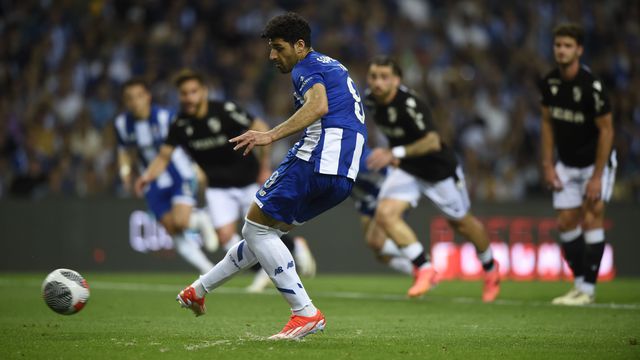 «Se calhar Conceição recuperou Taremi por necessidade»