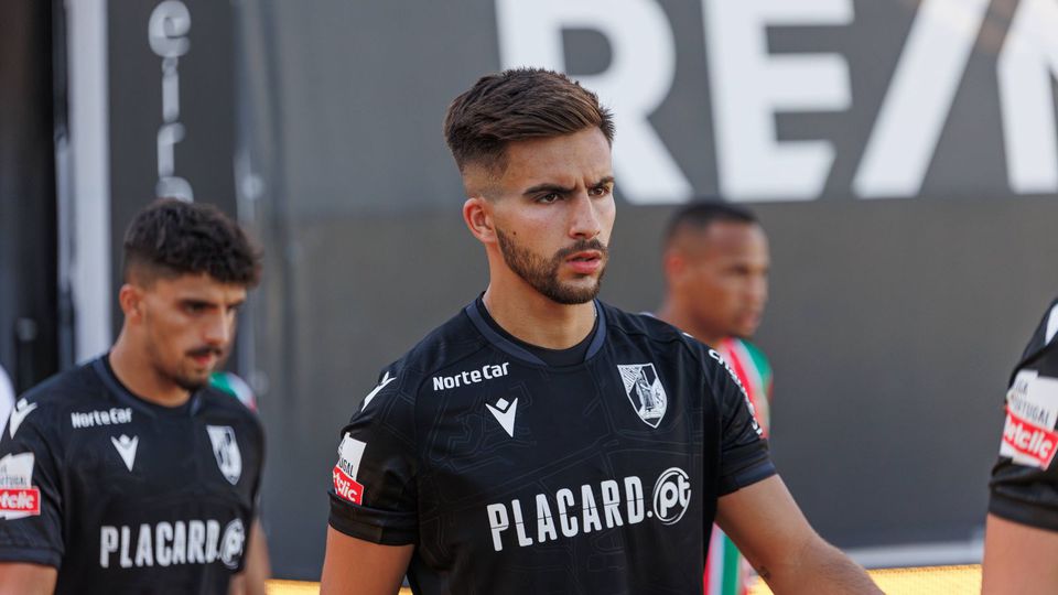 V. Guimarães: Afonso Freitas apressou-se a fazer o primeiro golo da época