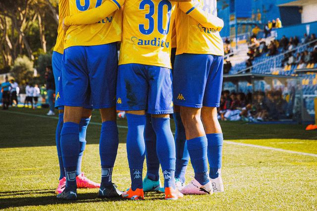 Liga Revelação: Estoril e Sporting empatam e adiam decisão para a última jornada