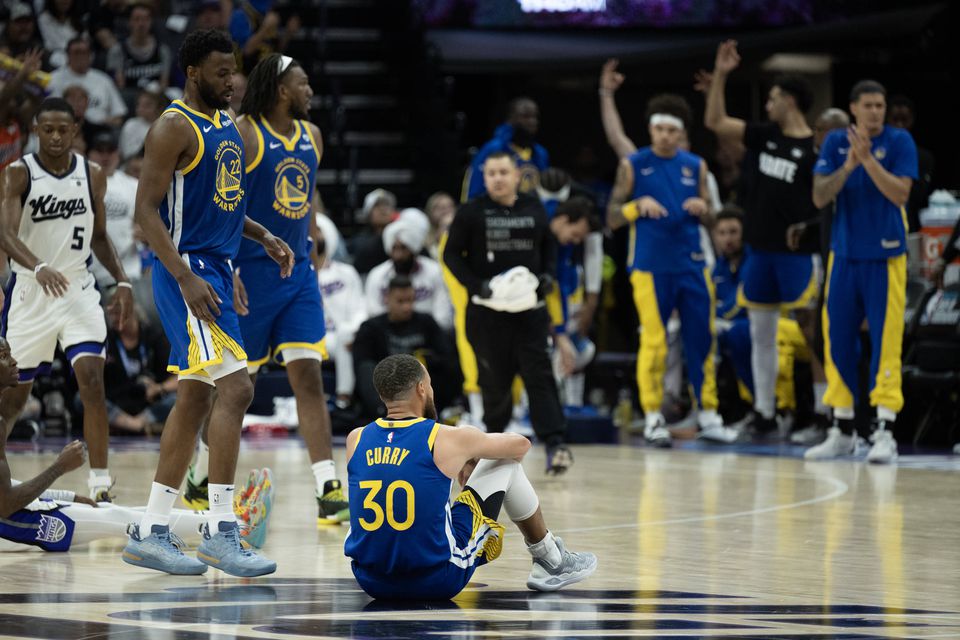 Warriors fora dos playoff, Lakers marcam encontro com Nuggets