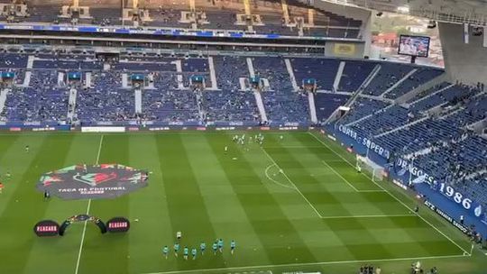 FC Porto aquece antes da segunda mão da meia-final da Taça de Portugal