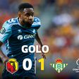 Mais um jogo do Betis na Conference, mais um golo de Bakambu (vídeo)