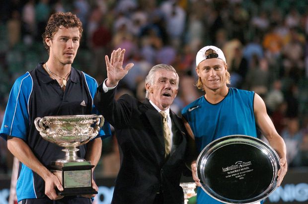 Marat Safin conquista o Australian Open, em 2005, diante de Leyton Hewitt