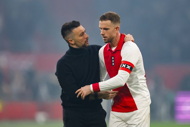 Francesco Farioli e Henderson à conversa no Ajax