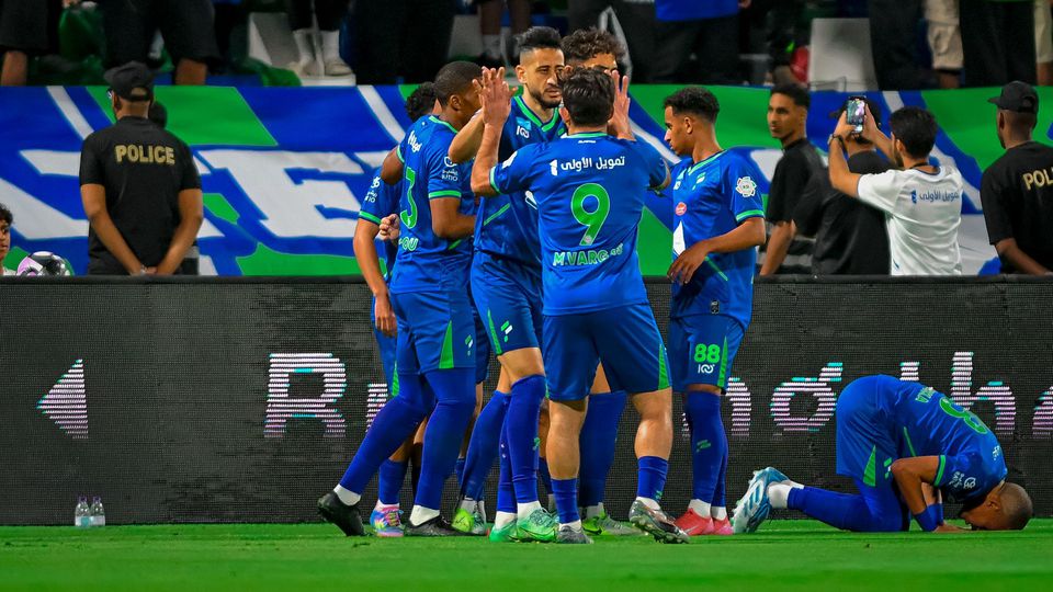Al Fateh festeja vitória épica (X-Al Fateh)
