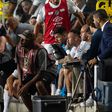 Neymar chora depois de mais uma lesão