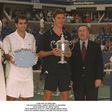 Marat Safin com Pete Sampras na final do US Open de 2000