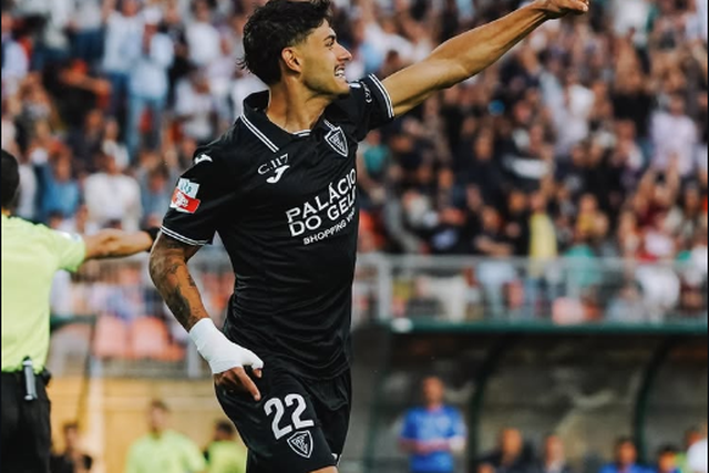 A festa do segundo golo do Académico - Foto: Académico de Viseu