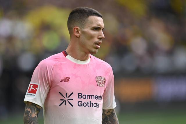 Alejandro Grimaldo, internacional espanhol do Bayer Leverkusen e ex-Benfica