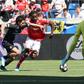 Jaden Umeh em ação na meia-final da Youth League com o Club Brugge — Foto: SL Benfica