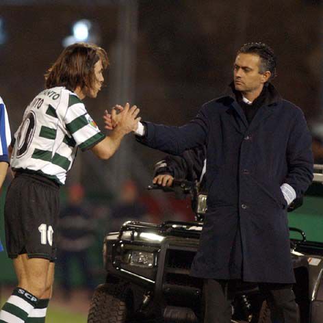 11/1/2003 - Sá Pinto e Mourinho no Sporting-FC Porto (0-1) - Foto: A BOLA/Sérgio Santos