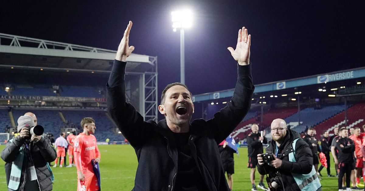 Que Odisseia! Lampard conduz Coventry à Premier League, 25 anos depois