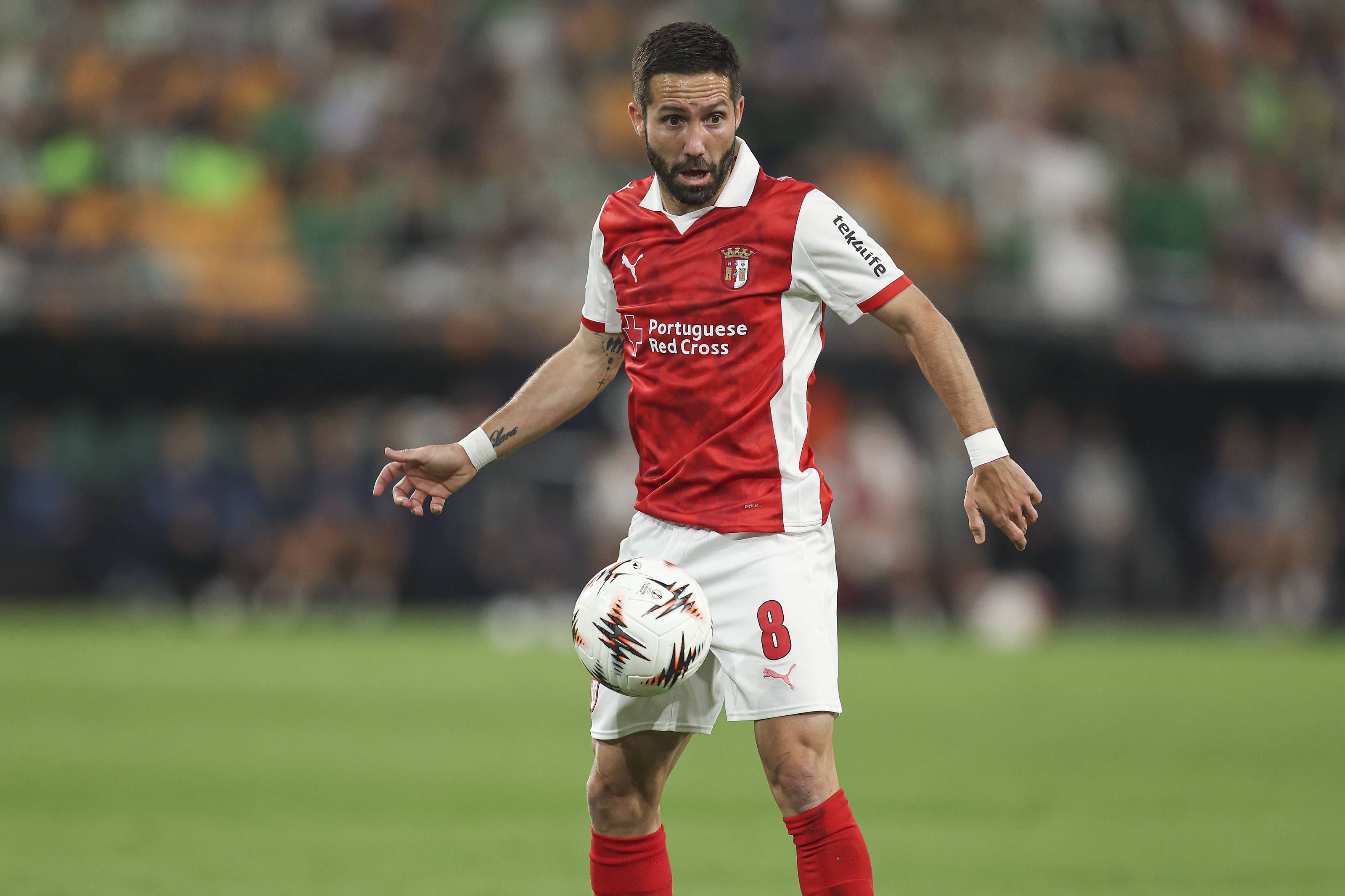 João Moutinho, médio de 39 anos do SC Braga