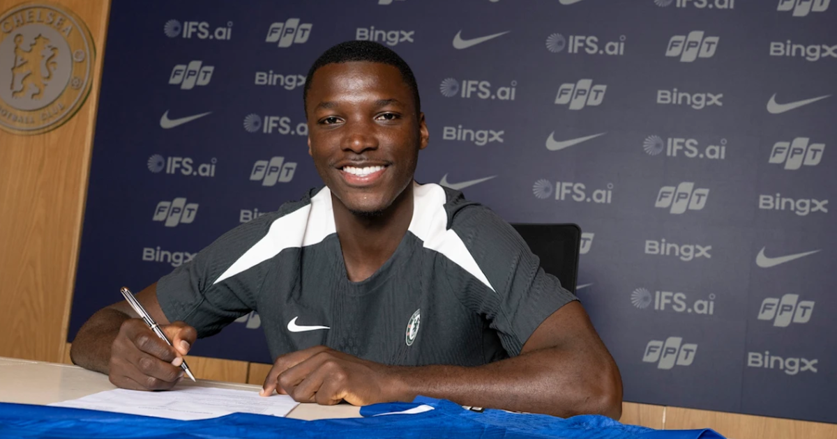 Mercado oficial: estrela do Chelsea renova até 2033