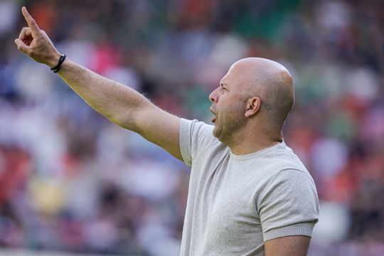 Feyenoord quer aproveitar a 'última dança' de Arne Slot
