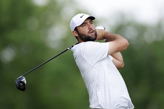Golfista n.º1 do Mundo detido a caminho do PGA