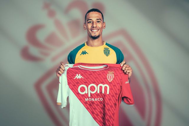 Mercado (oficial): Mónaco aciona opção de compra por Kehrer