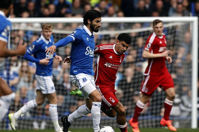 Oficial: Everton anuncia saída de André Gomes