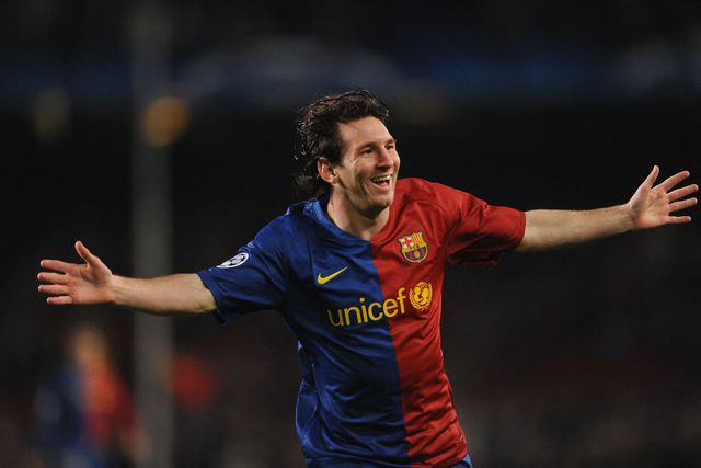 Guardanapo onde Messi assinou contrato com o Barcelona leiloado por 890 mil euros