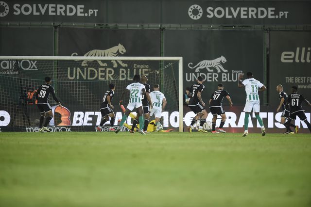 Penálti de Florentino e Rio Ave empata (vídeo)