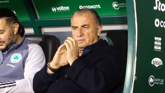 OFICIAL: Fatih Terim deixa o comando do Panathinaikos