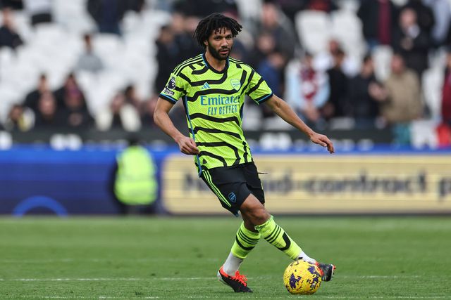 Oficial: Elneny confirma saída do Arsenal