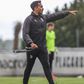 V. Guimarães: indefinição no timoneiro para a preparação do Farense