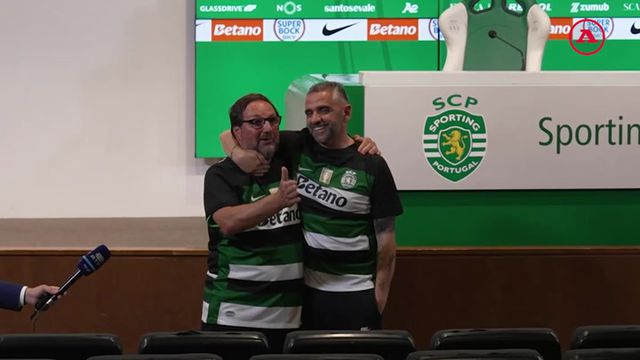 Mas não faltou beijinho! «Falta o Paulinho, c******, o melhor adjunto do mundo!»