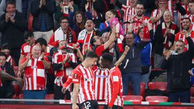 «Kaixo, Europa Ligako finala ikustera etorri naiz» (Olá, estou aqui para ver a final da Liga Europa)