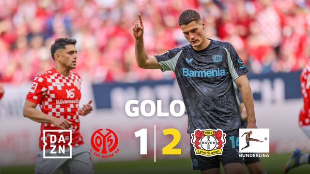 À boleia de Schick, Leverkusen vira o jogo em cinco minutos (vídeo)