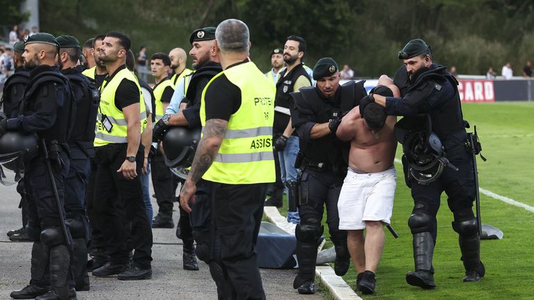 Tensão na Serra Freita: adepto dos axadrezados detido no meio dos protestos