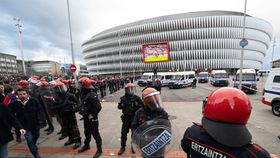 Hotéis em Bilbau chegaram aos 4.500 euros/noite