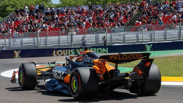 Oscar Piastri conquista 'pole position' em Ímola