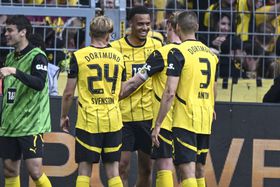 Bundesliga: Dortmund garante acesso à Champions em cima da meta