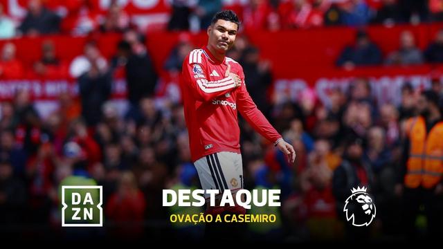 Old Trafford levantou-se para a despedida emotiva de Casemiro