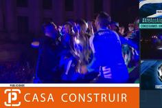 Campeões nacionais erguem a taça nos Aliados