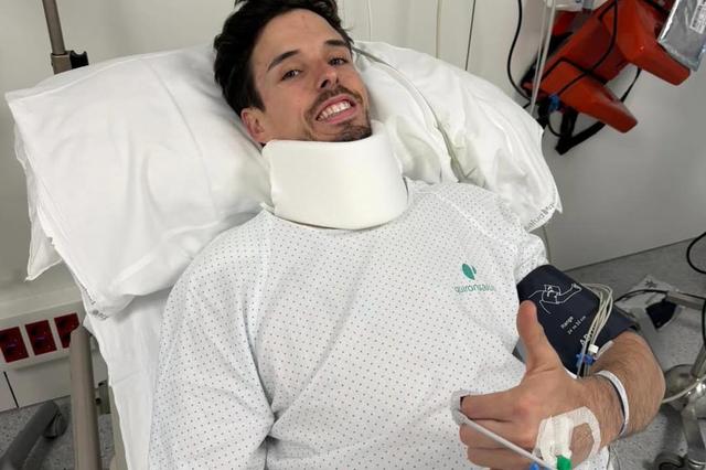 Álex Márquez no hospital antes da intervenção cirúrgica   Intagram/Álex Márquez