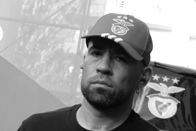 O adeus de Otamendi no balneário do Benfica