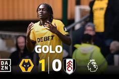Este golo de Mateus Mané até faz esquecer que o Wolves vai descer