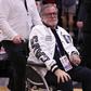 Dan Gilbert no Jogo 3, em Cleveland, entre Cavs e Pistons     Fotografia Imago
