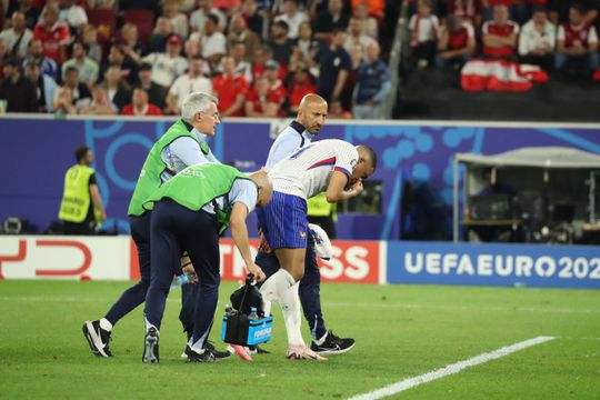 Terá acabado a fase de grupos para Mbappé