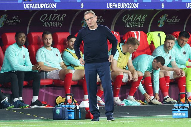 «Temos de ser modestos»: Ralf Rangnick não quer comparações com França
