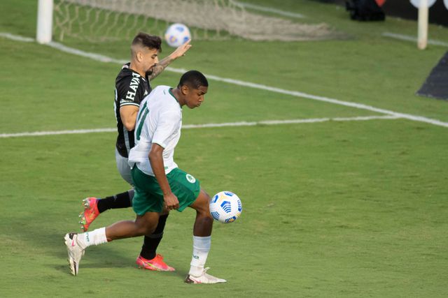 UD Leiria: Ryan Guilherme chega por empréstimo do Fortaleza