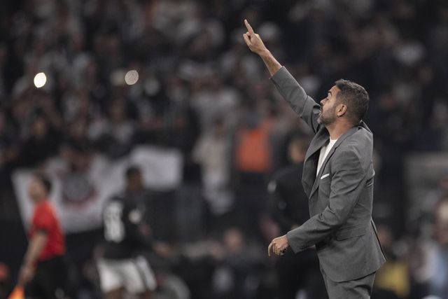 Artur Jorge: «Ser líder agora não significa  nada»