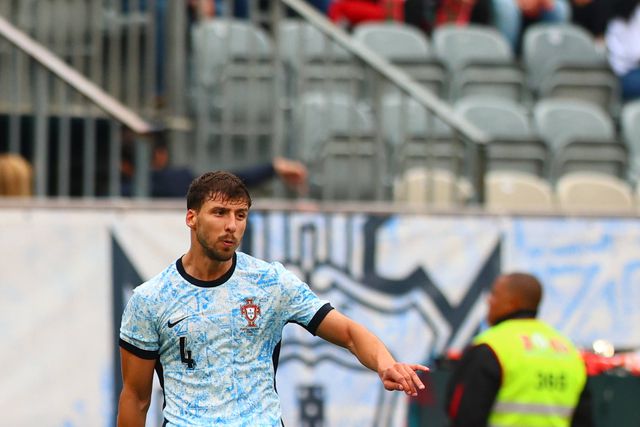 Rúben Dias: «A capacidade de crescer na competição vai ditar o nosso sucesso»
